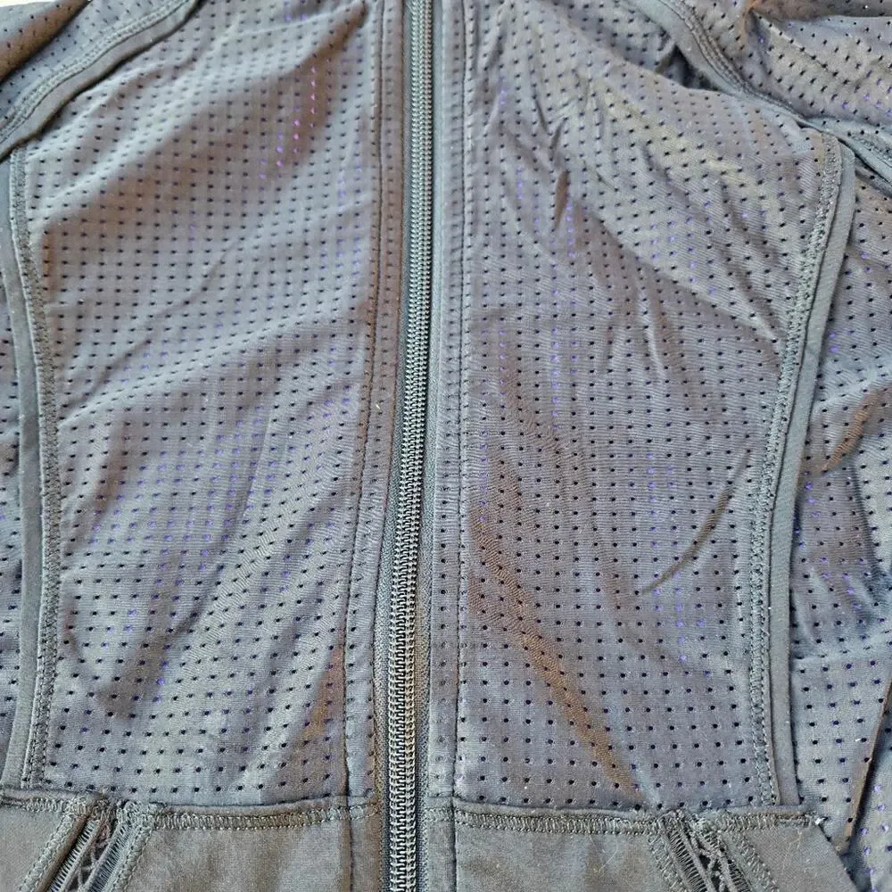 Ivivva girls sz 12 reversible purple black zip hooded jacket